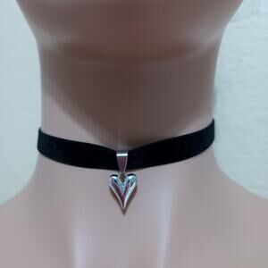 Silver tone heart black velvet